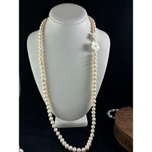 Cream Colored Pearl Necklace with MOP Flower Accent 925